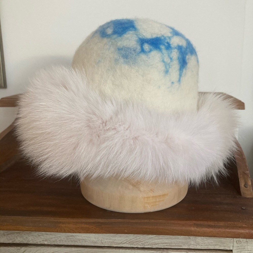 New Handmade Felted Hat with Recycled Fox Fur Trim Med